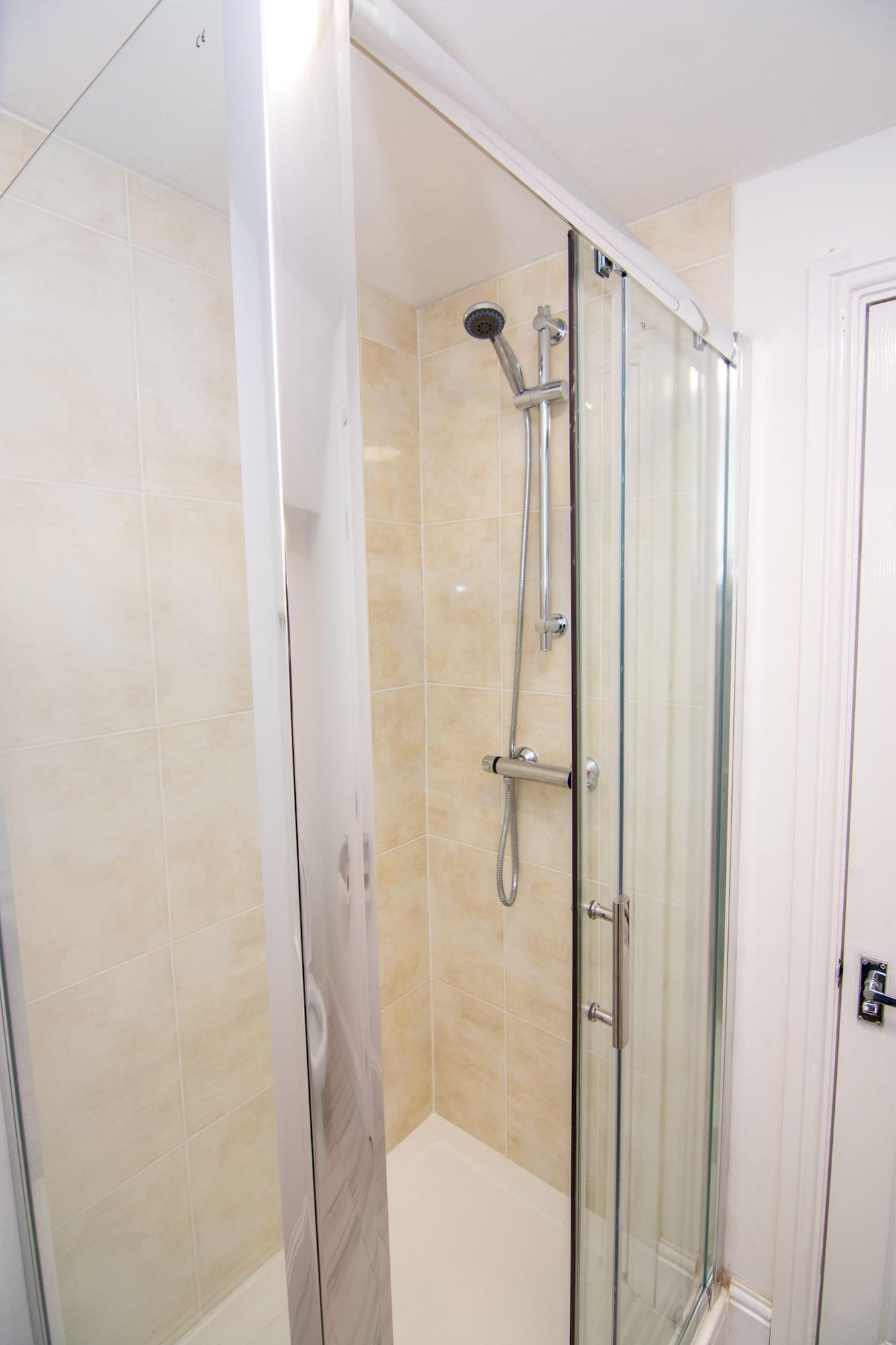 Trivelles Park Hotel Preston  Bagian luar foto